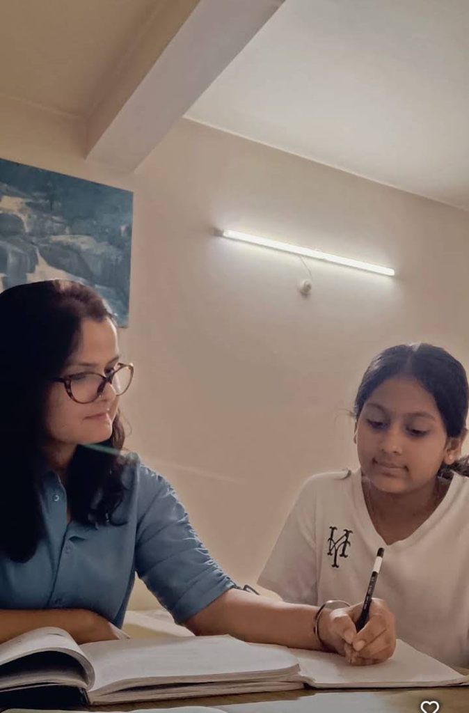 Female home tutor teaching Class 10 student in Indore